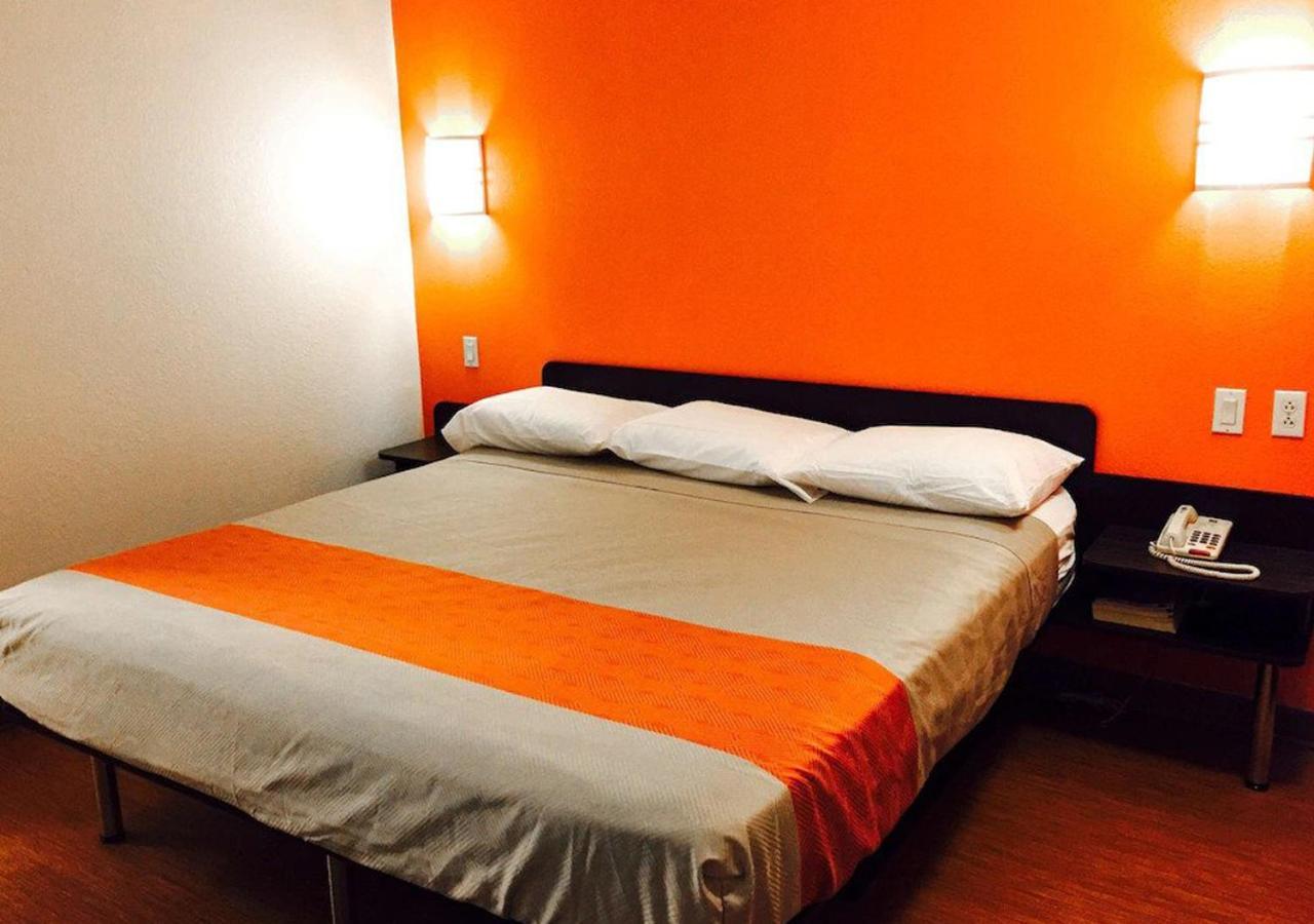 Key Inn Macedonia Esterno foto