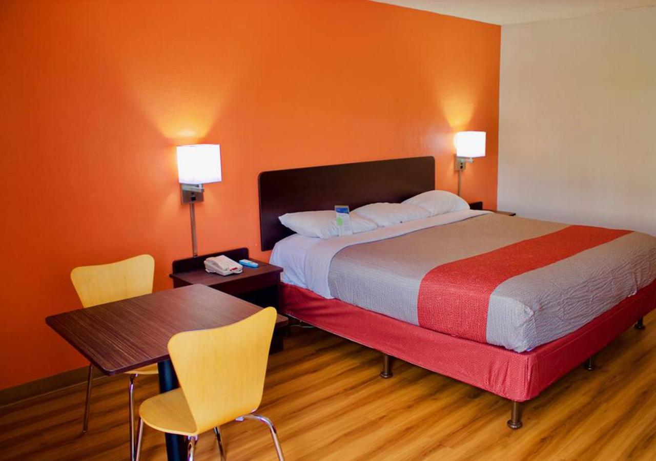 Key Inn Macedonia Esterno foto